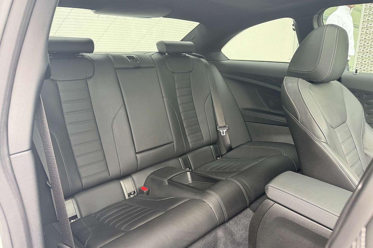 2024 BMW 2 Series M240i xDrive G42