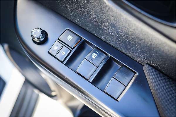 2019 Toyota Hilux SR GUN126R 4X4