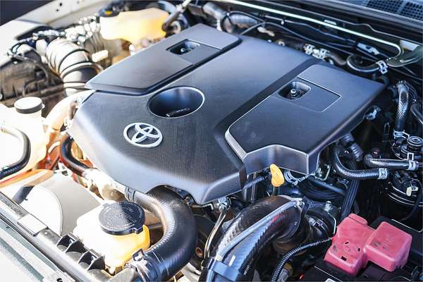 2019 Toyota Hilux SR GUN126R 4X4