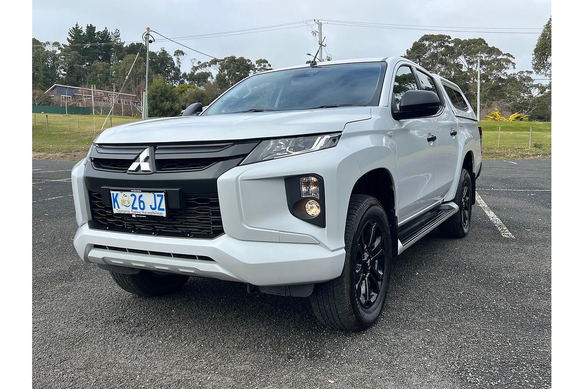 2022 Mitsubishi Triton GLX-R MR 4X4