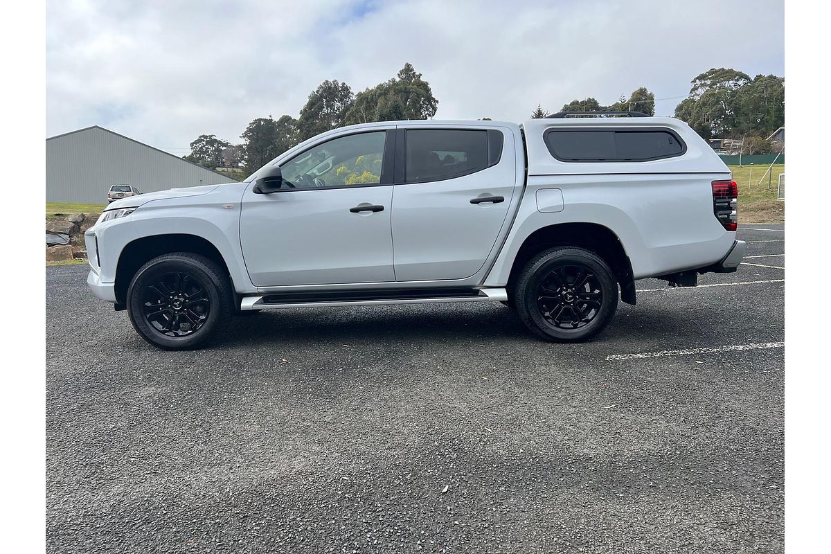 2022 Mitsubishi Triton GLX-R MR 4X4