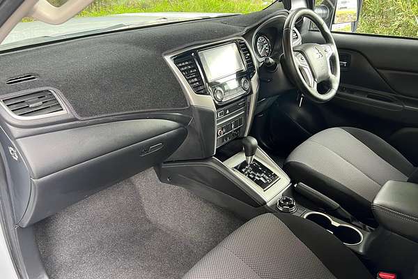 2022 Mitsubishi Triton GLX-R MR 4X4