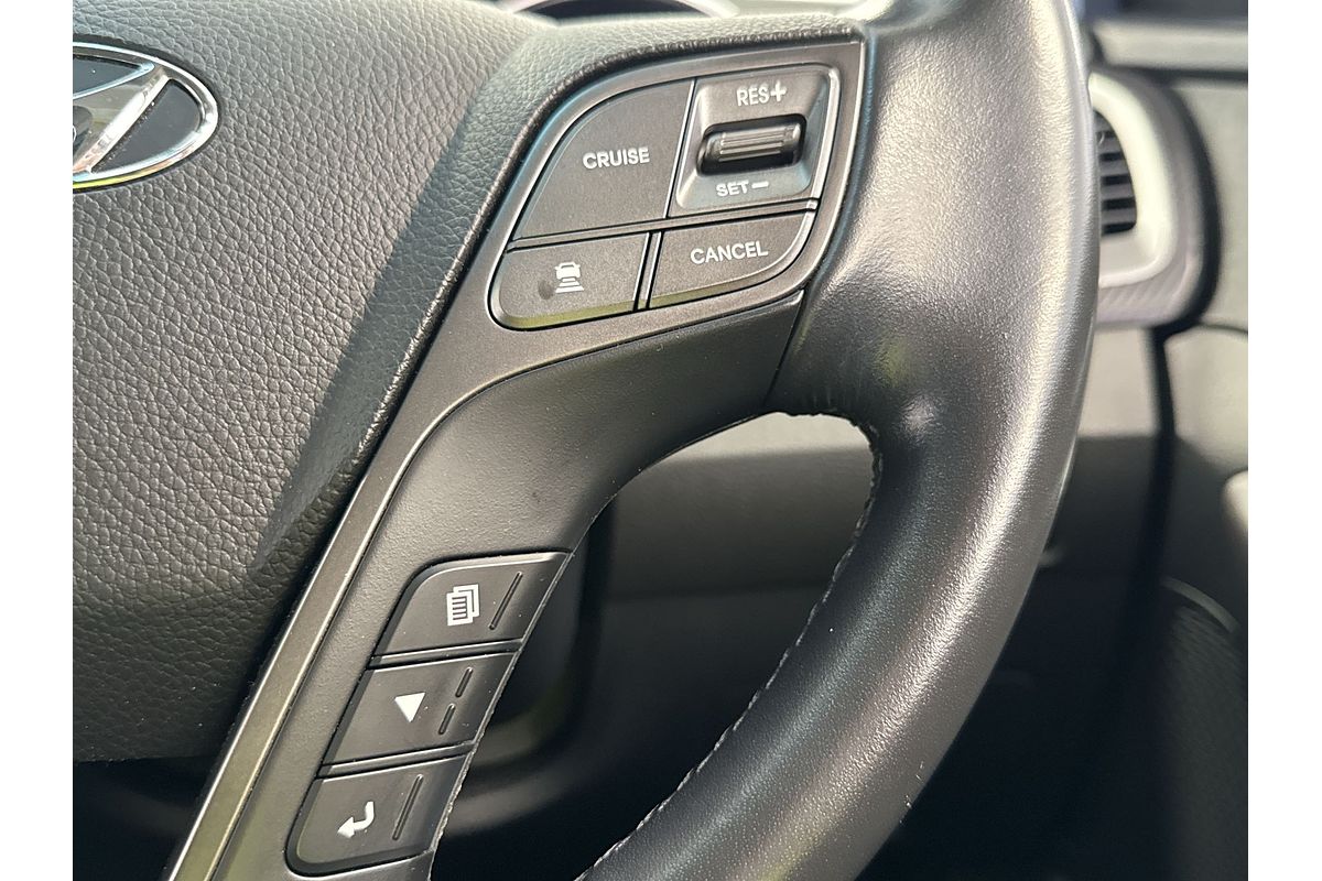 2016 Hyundai Santa Fe Highlander DM3 Series II