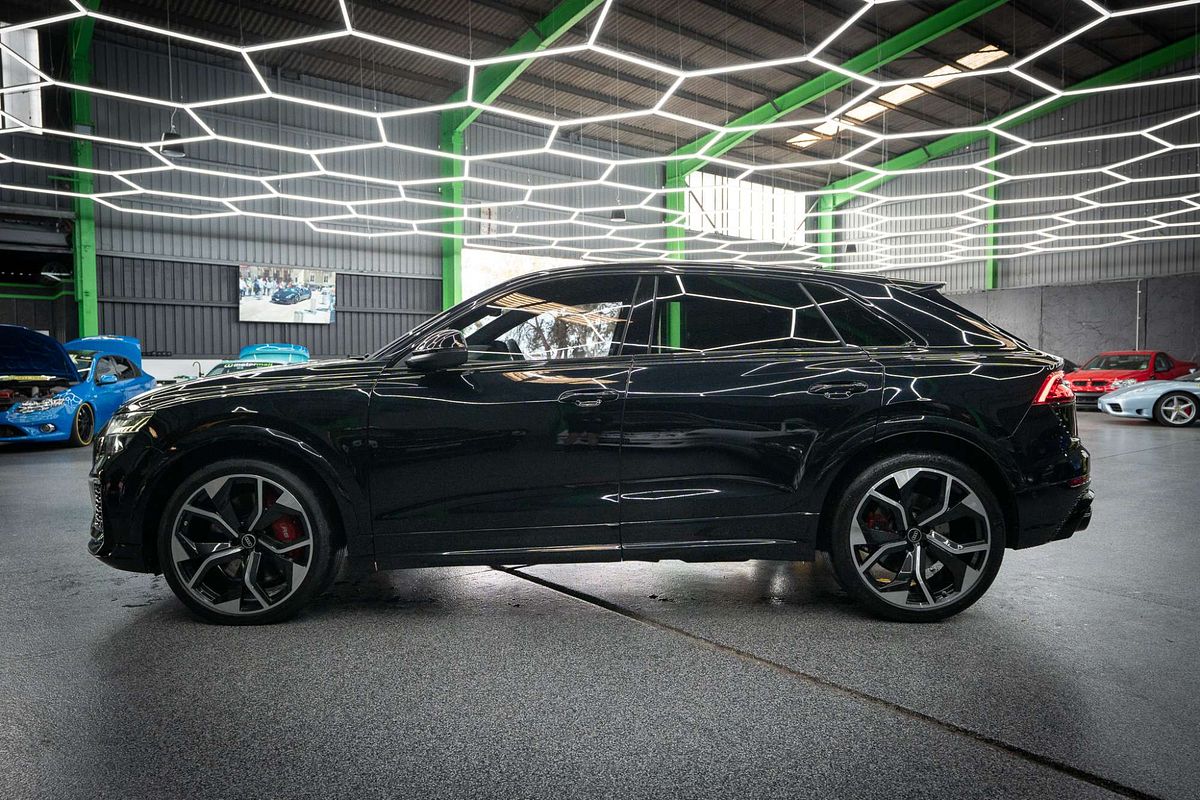 2021 Audi RS Q8 TFSI F1