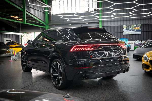 2021 Audi RS Q8 TFSI F1