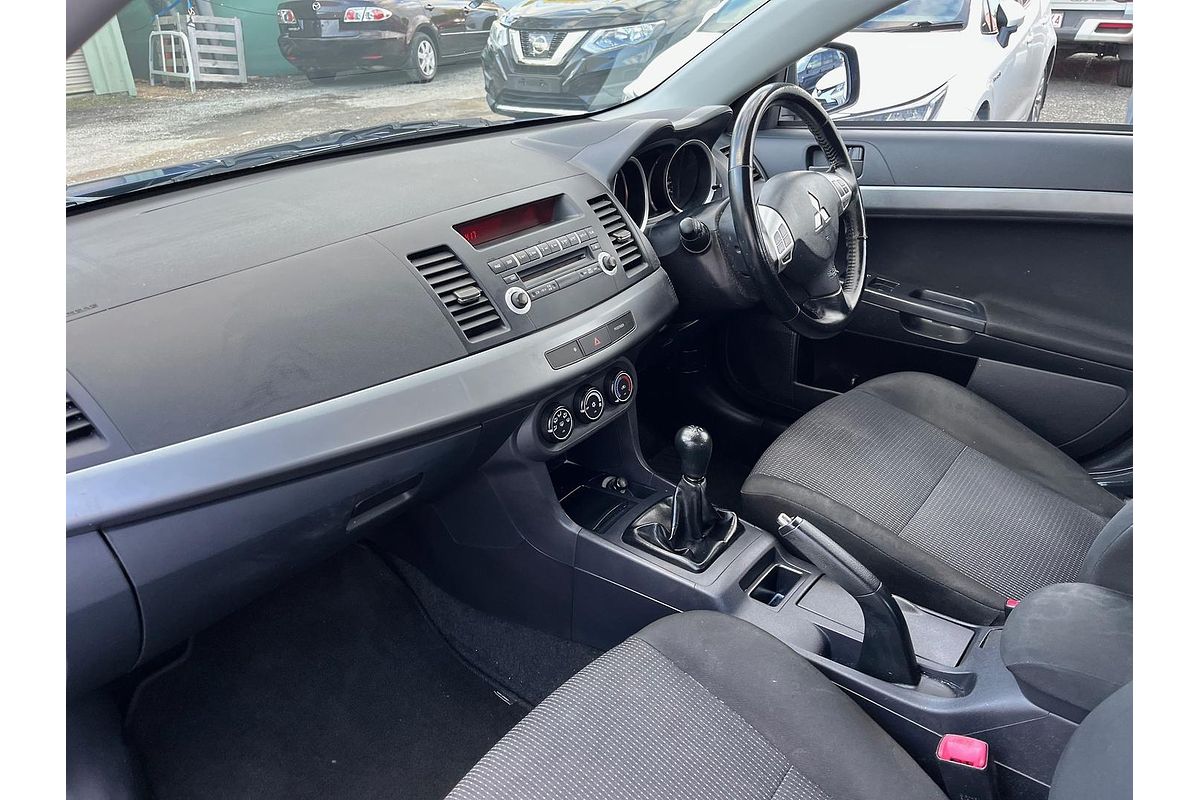 2010 Mitsubishi Lancer ES CJ