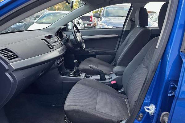 2010 Mitsubishi Lancer ES CJ