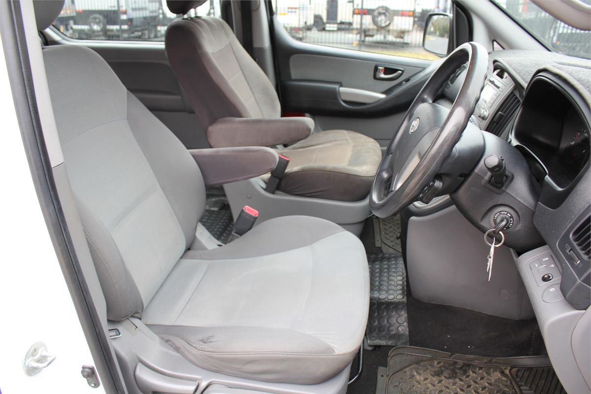 2014 Hyundai iMax TQ-W