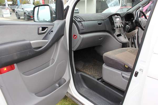 2014 Hyundai iMax TQ-W
