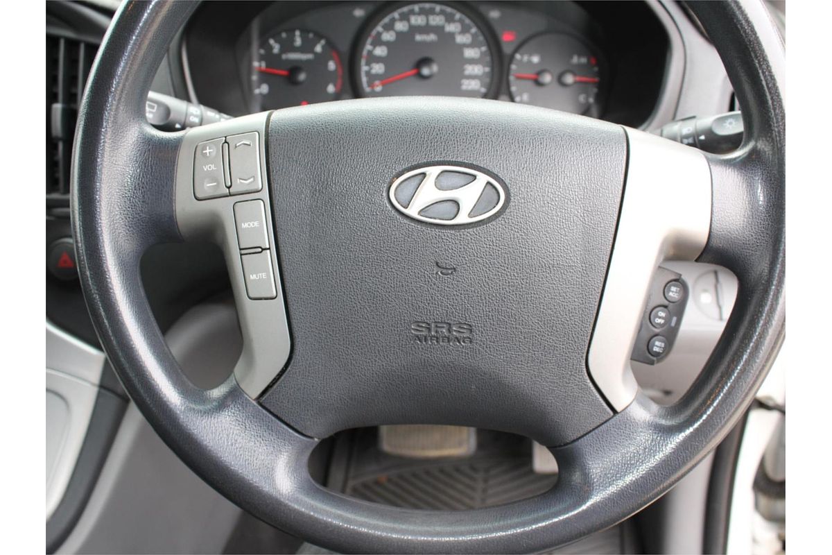 2014 Hyundai iMax TQ-W