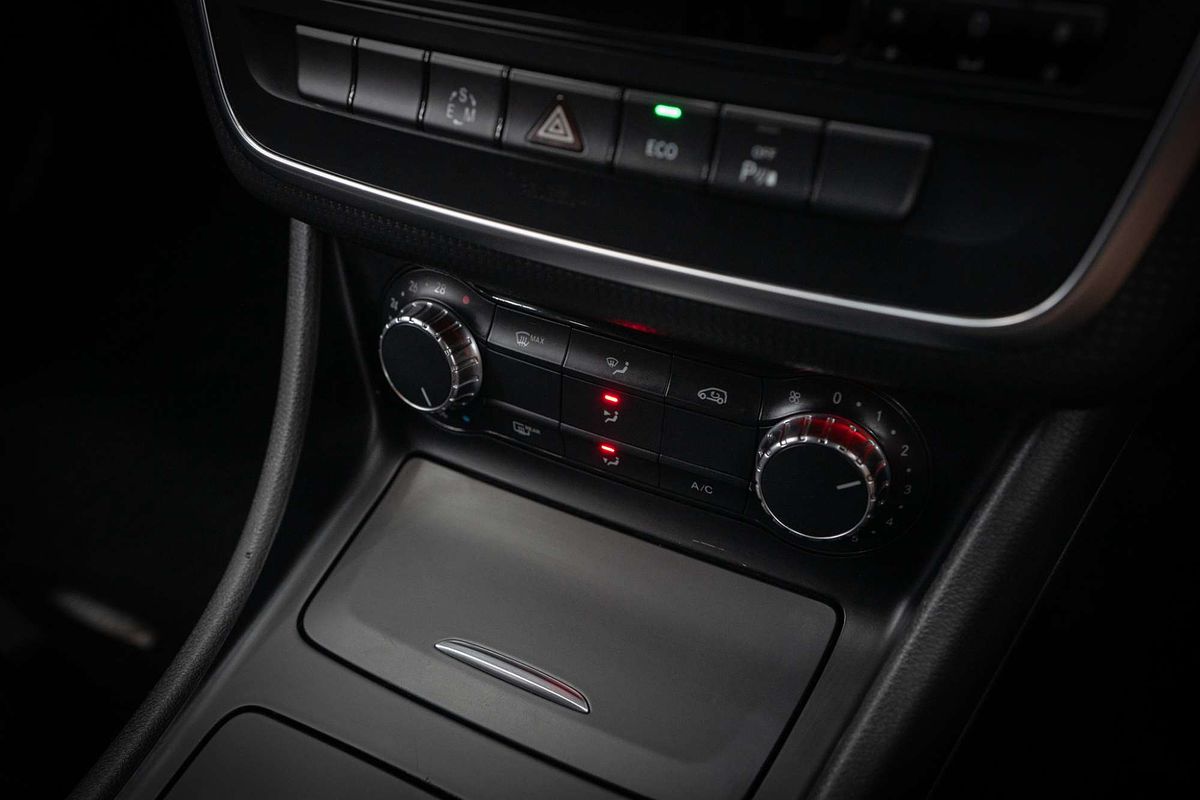 2013 Mercedes-Benz A-Class A180 W176