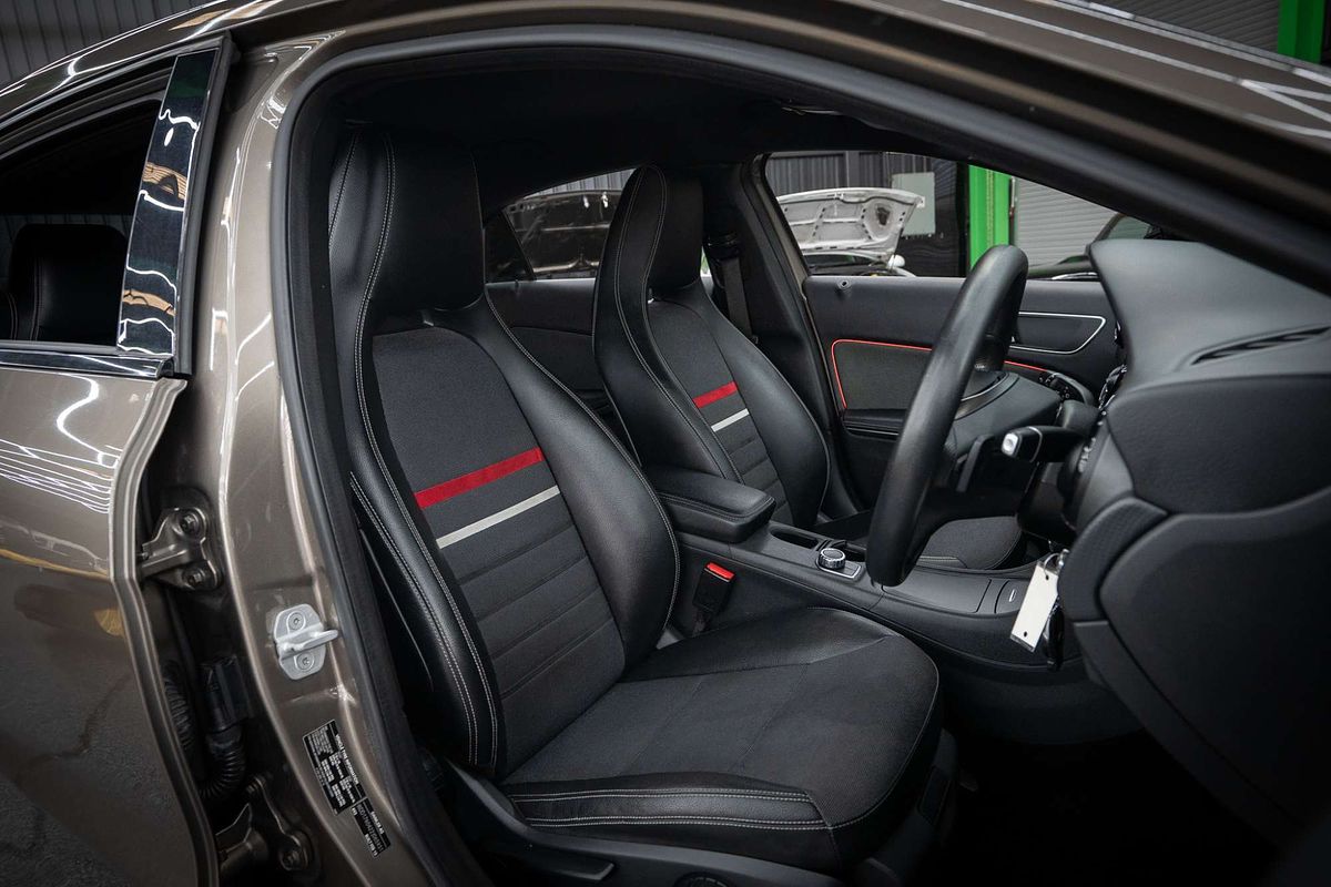 2013 Mercedes-Benz A-Class A180 W176