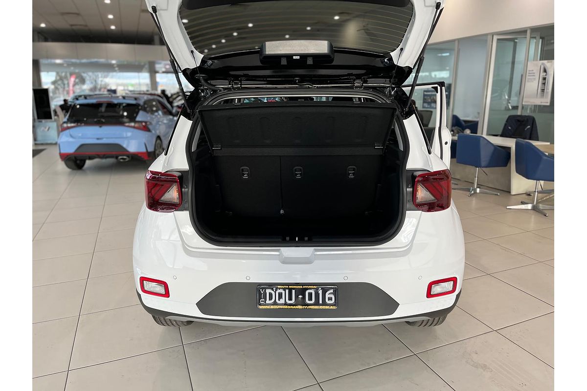 2025 Hyundai Venue Elite QX.V5