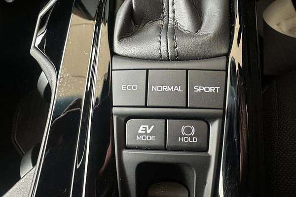2025 Toyota Camry Ascent Sport AXVH80R