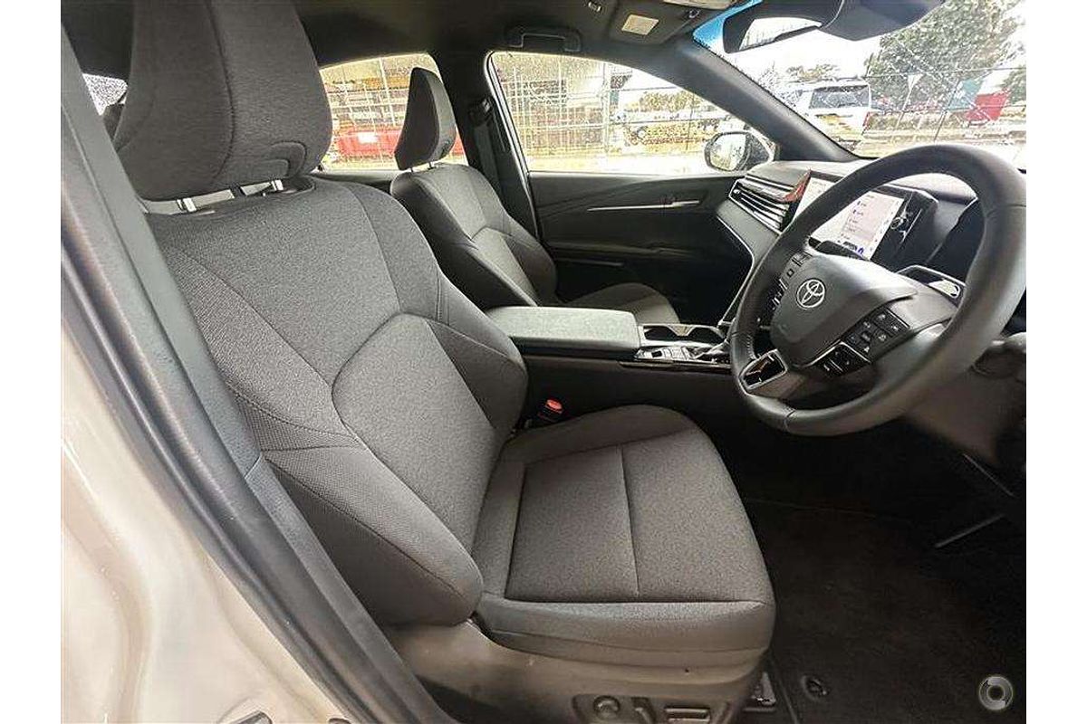 2025 Toyota Camry Ascent Sport AXVH80R