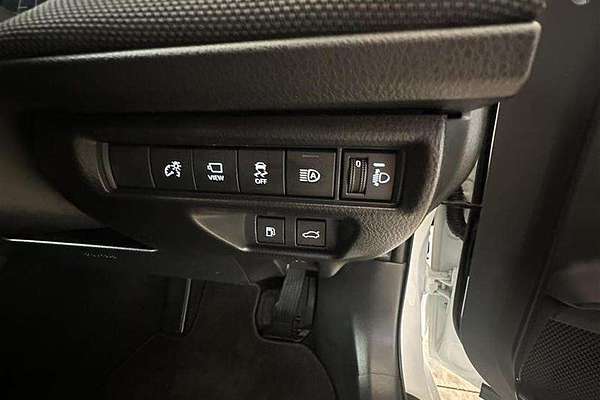 2025 Toyota Camry Ascent Sport AXVH80R