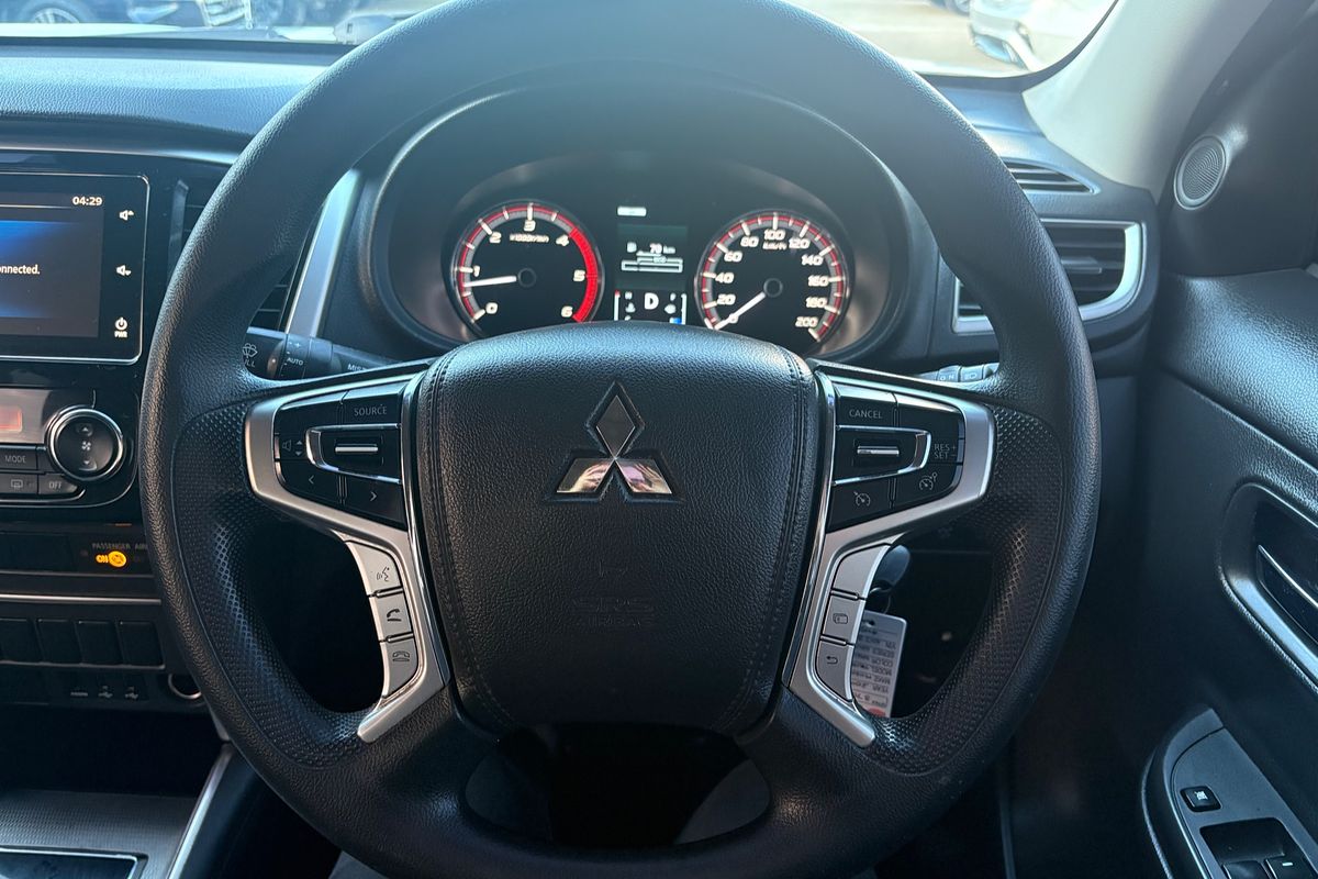 2019 Mitsubishi Triton GLX+ MR 4X4