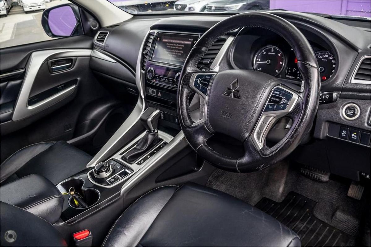 2016 Mitsubishi Pajero Sport GLS QE