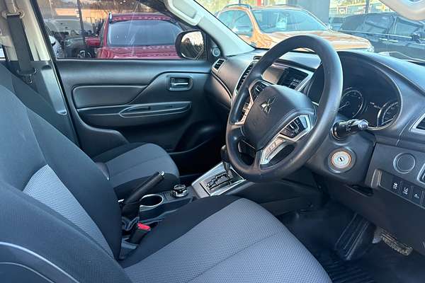 2019 Mitsubishi Triton GLX+ MR 4X4