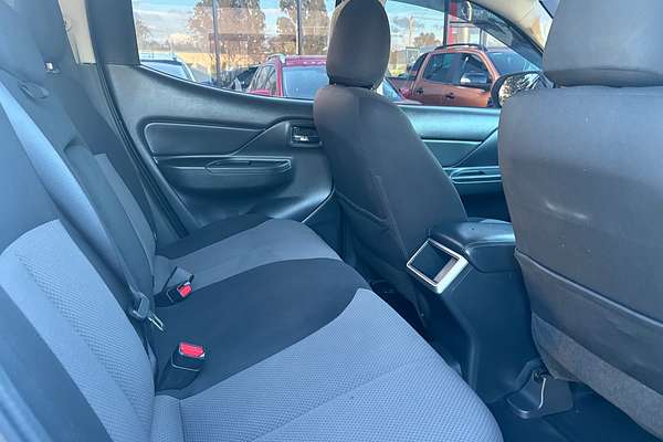 2019 Mitsubishi Triton GLX+ MR 4X4