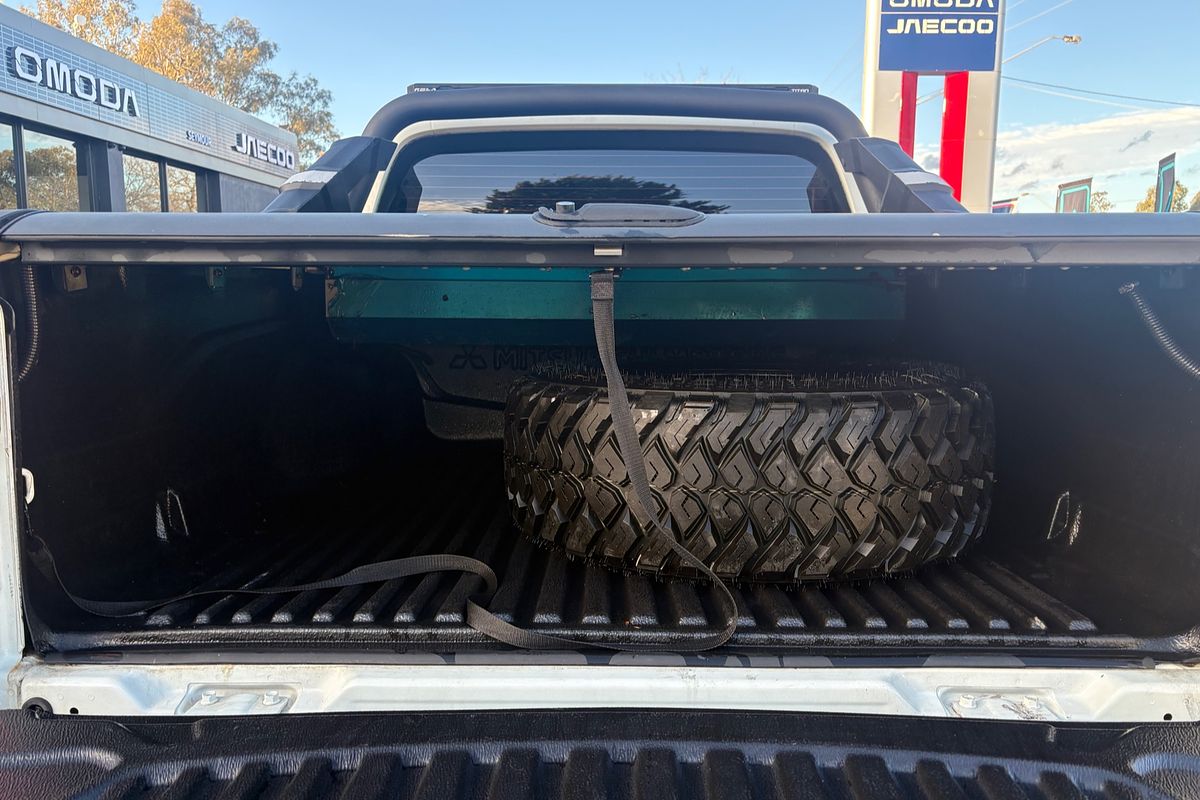 2019 Mitsubishi Triton GLX+ MR 4X4