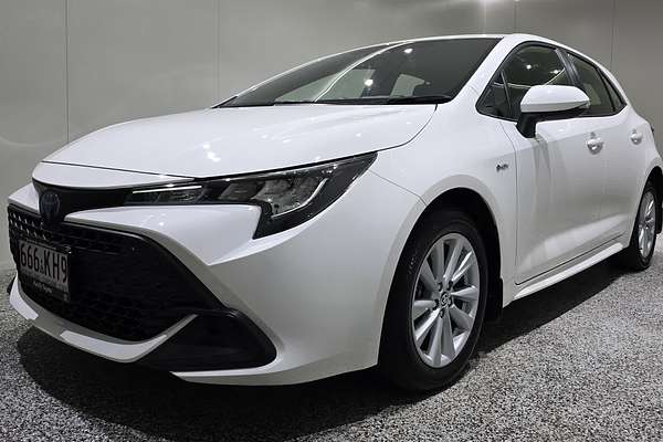 2024 Toyota Corolla Ascent Sport Hybrid ZWE219R