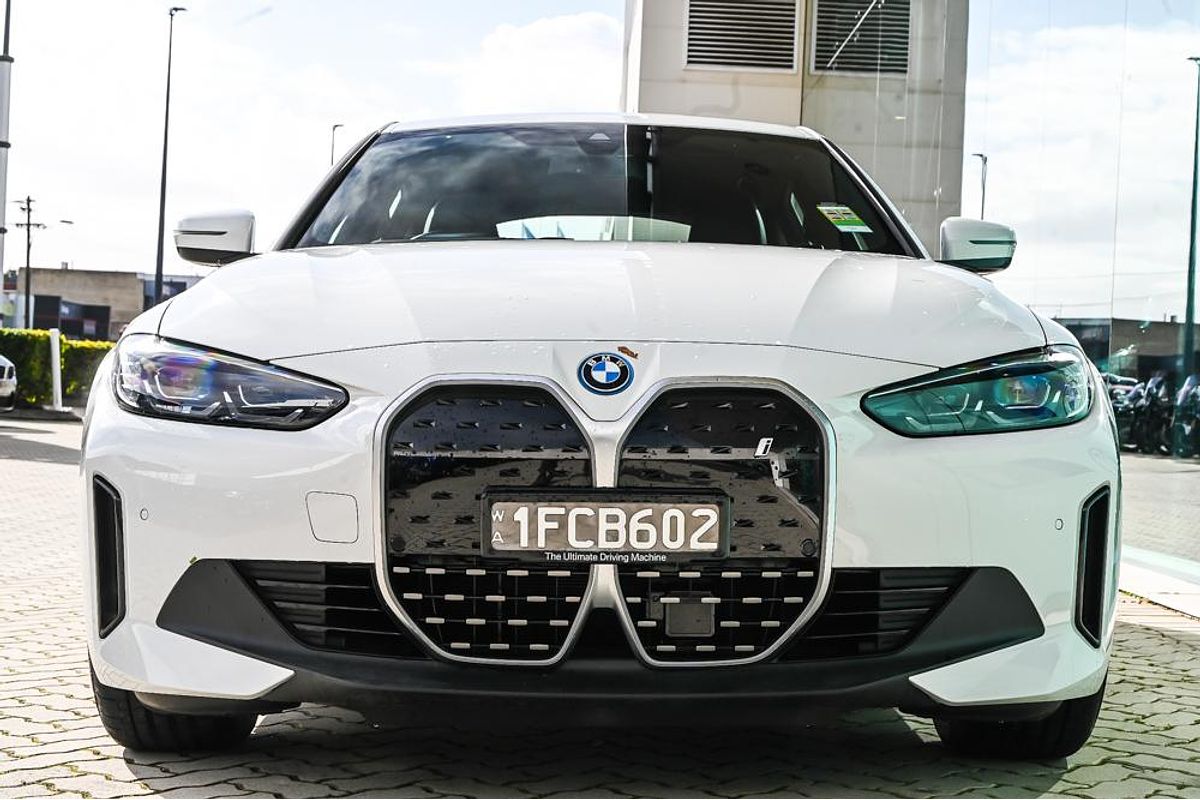2024 BMW i4 eDrive35 G26