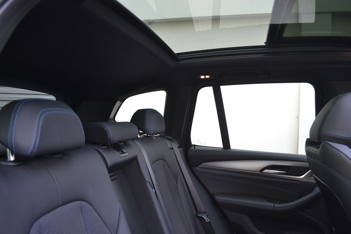 2021 BMW X3 sDrive20i G01