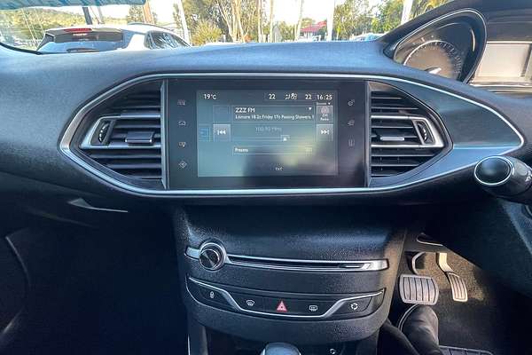 2015 Peugeot 308 Allure Premium T9