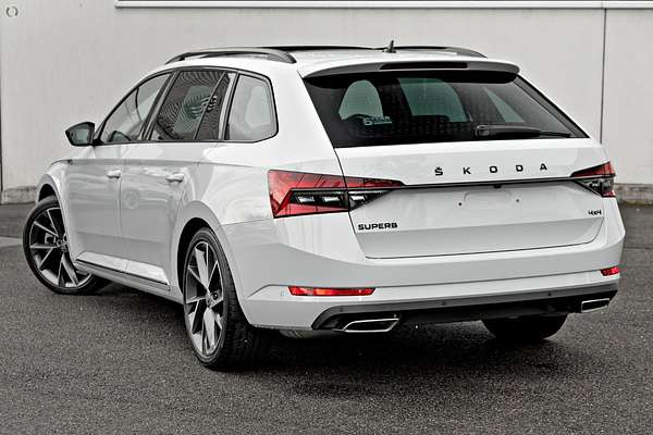 2023 SKODA Superb 206TSI SportLine NP