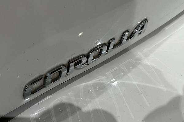 2020 Toyota Corolla Ascent Sport MZEA12R