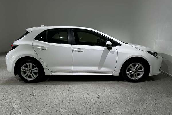 2020 Toyota Corolla Ascent Sport MZEA12R
