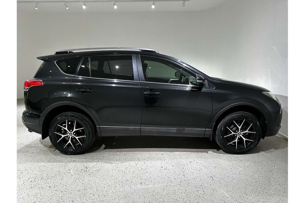 2017 Toyota RAV4 GXL ZSA42R