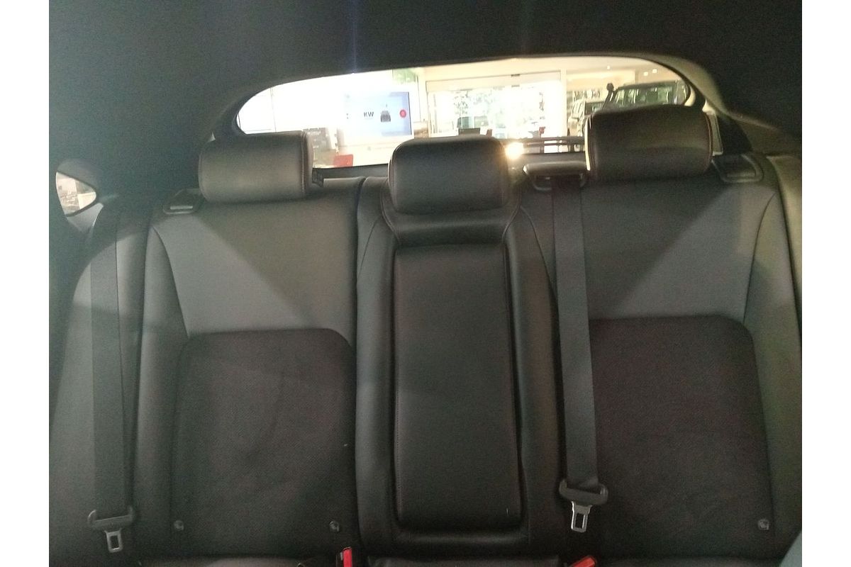 2022 Honda Civic VTi LX 11th Gen