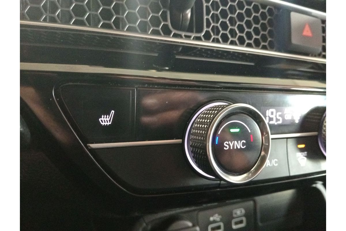 2022 Honda Civic VTi LX 11th Gen