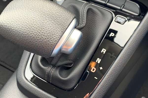 2024 Kia Stonic S YB