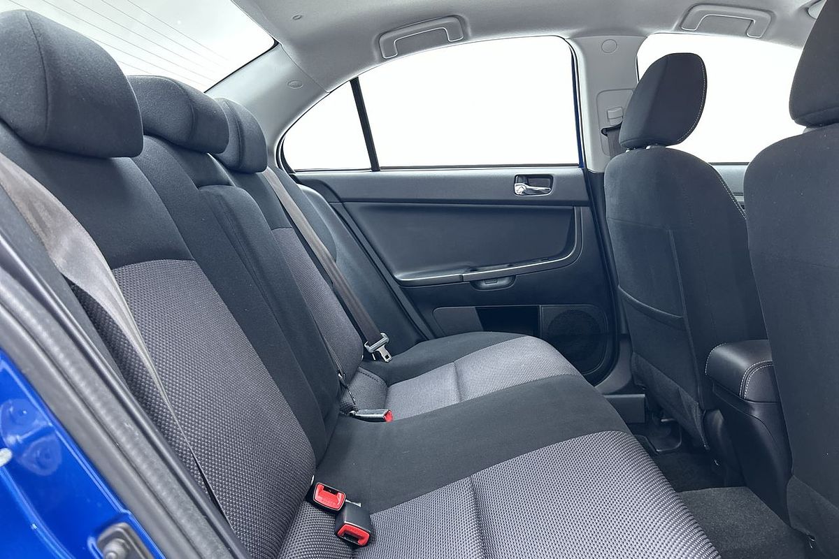 2017 Mitsubishi Lancer ES Sport CF