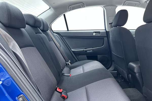 2017 Mitsubishi Lancer ES Sport CF