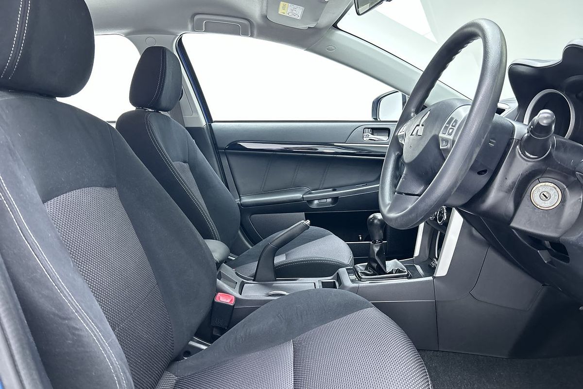 2017 Mitsubishi Lancer ES Sport CF