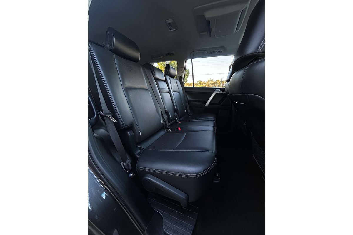 2019 Toyota Landcruiser Prado Kakadu GDJ150R