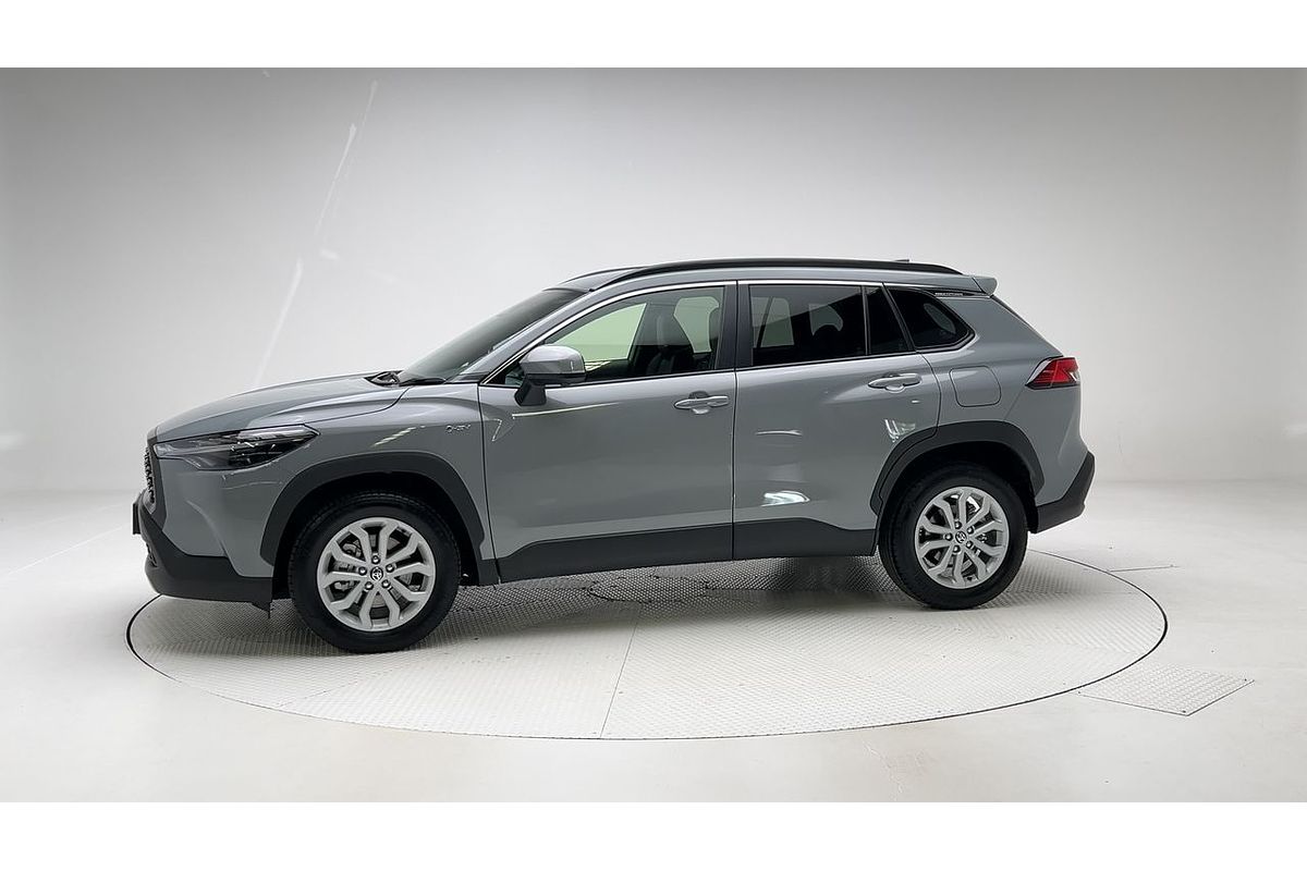 2024 Toyota Corolla Cross GXL MXGH15R