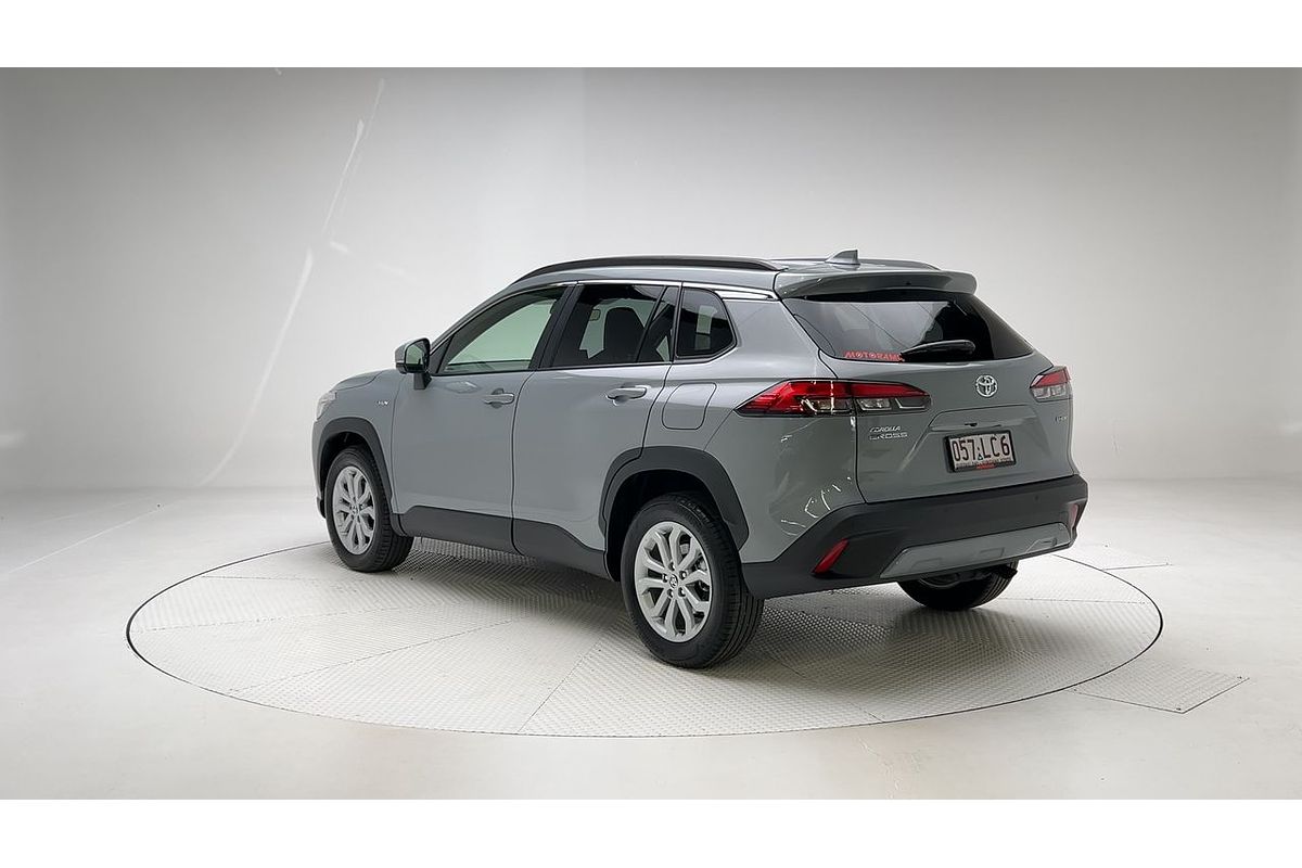 2024 Toyota Corolla Cross GXL MXGH15R