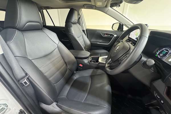 2024 Toyota RAV4 Cruiser AXAH52R