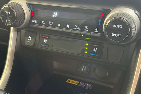 2024 Toyota RAV4 Cruiser AXAH52R