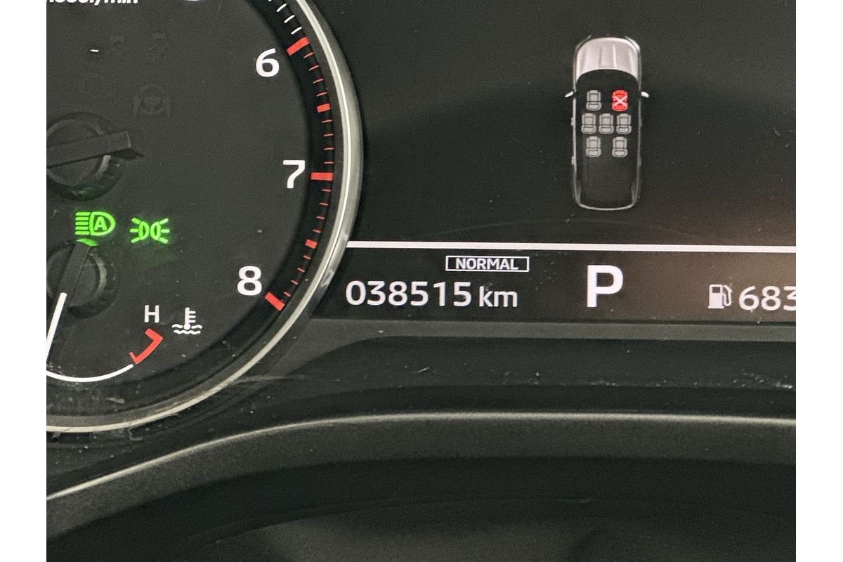 2023 Mitsubishi Outlander LS Black Edition ZM