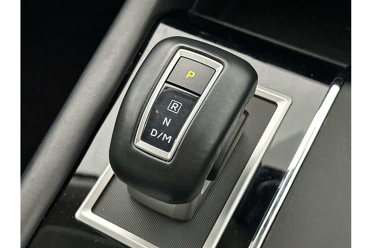 2023 Mitsubishi Outlander LS Black Edition ZM