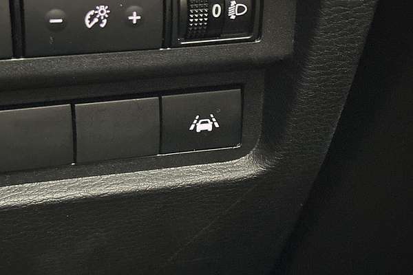 2023 Mitsubishi Outlander LS Black Edition ZM