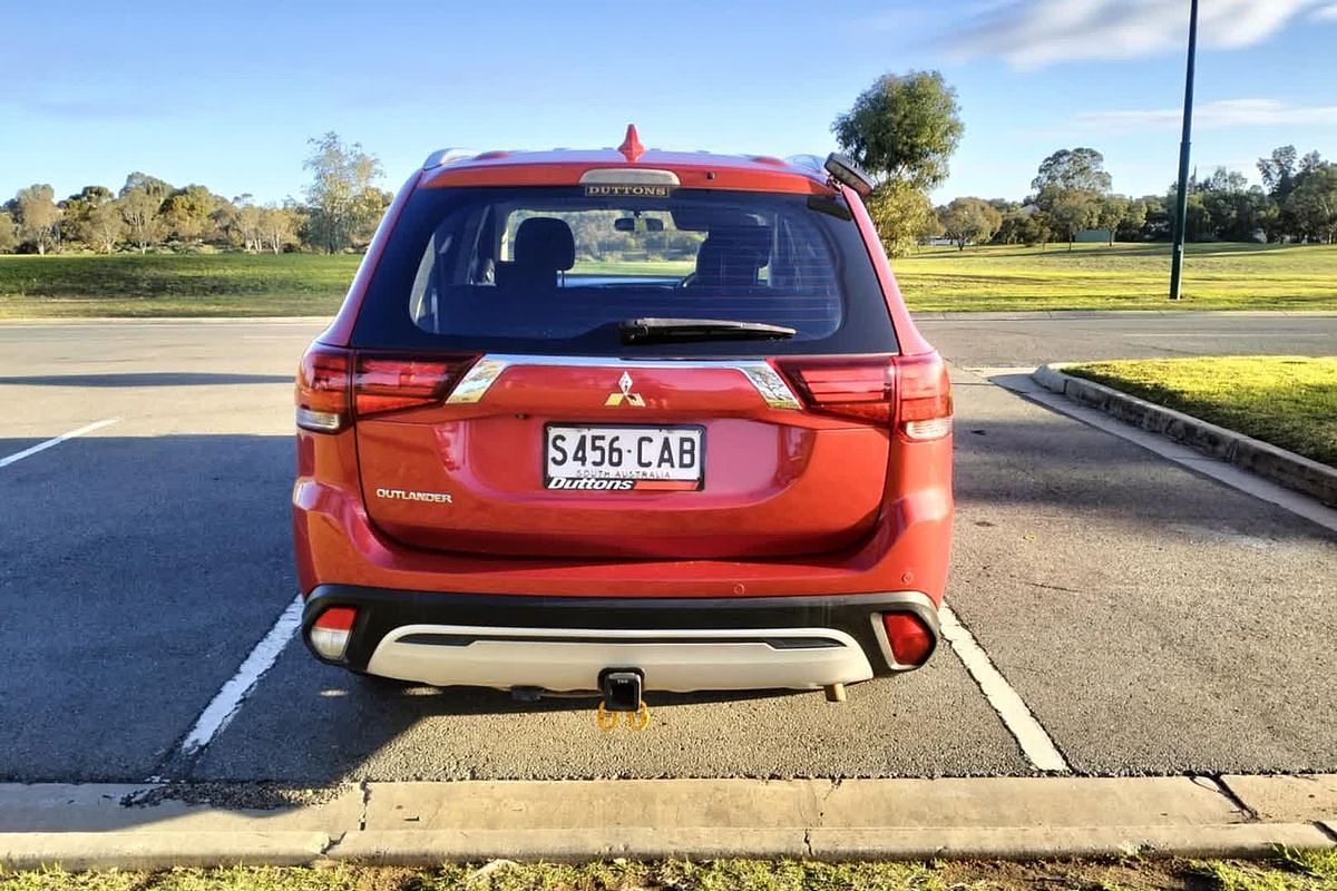 2018 Mitsubishi Outlander ES ZL