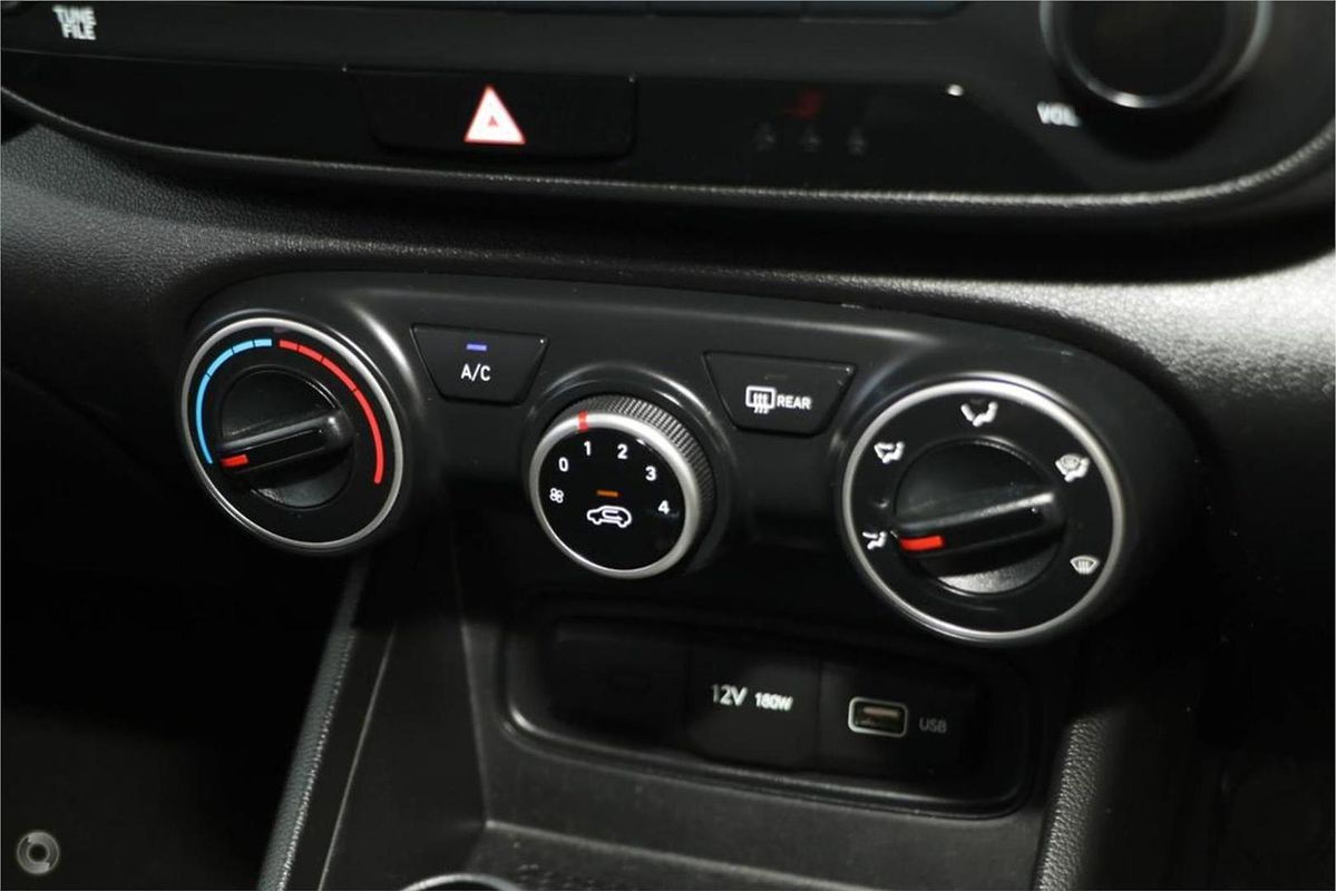 2022 Hyundai Venue Active QX.V4