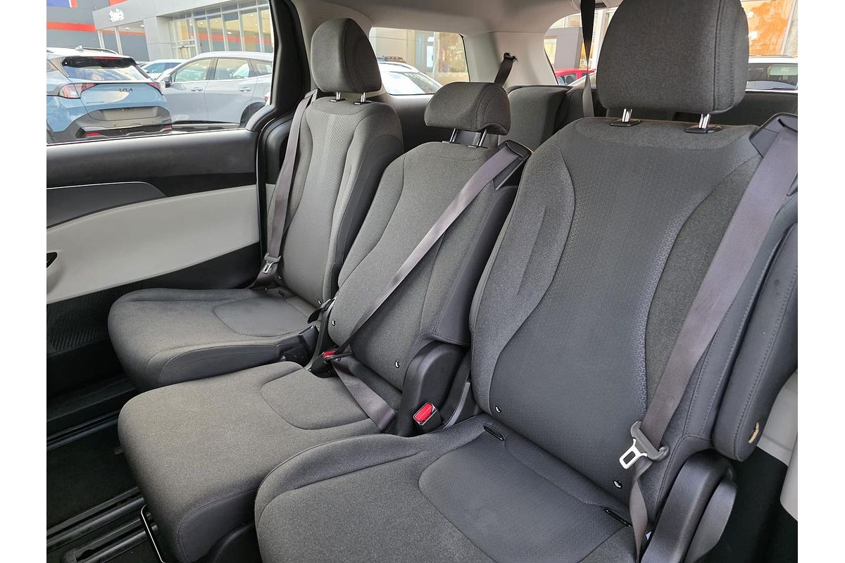 2022 Kia Carnival S KA4